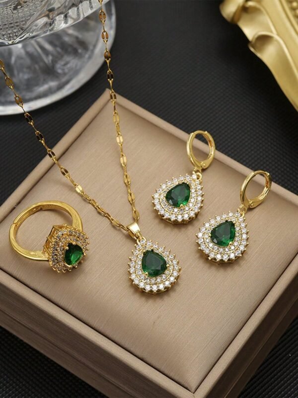 chaîne bague & boucles d'oreille
