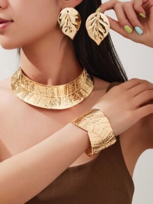 collier  boucles d'oreille bracelet